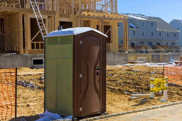 Best Portable bathroom rental  in Windsor, CO